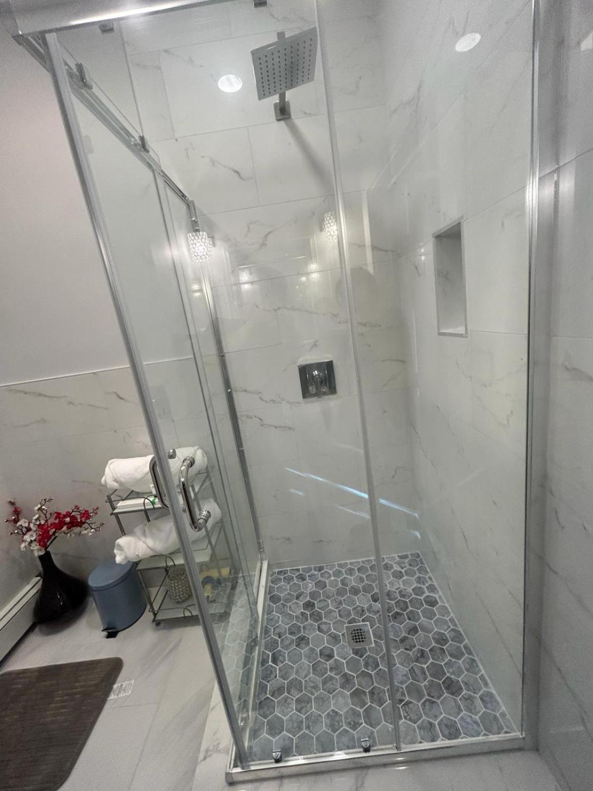 Private Suite In Huntington Station Esterno foto